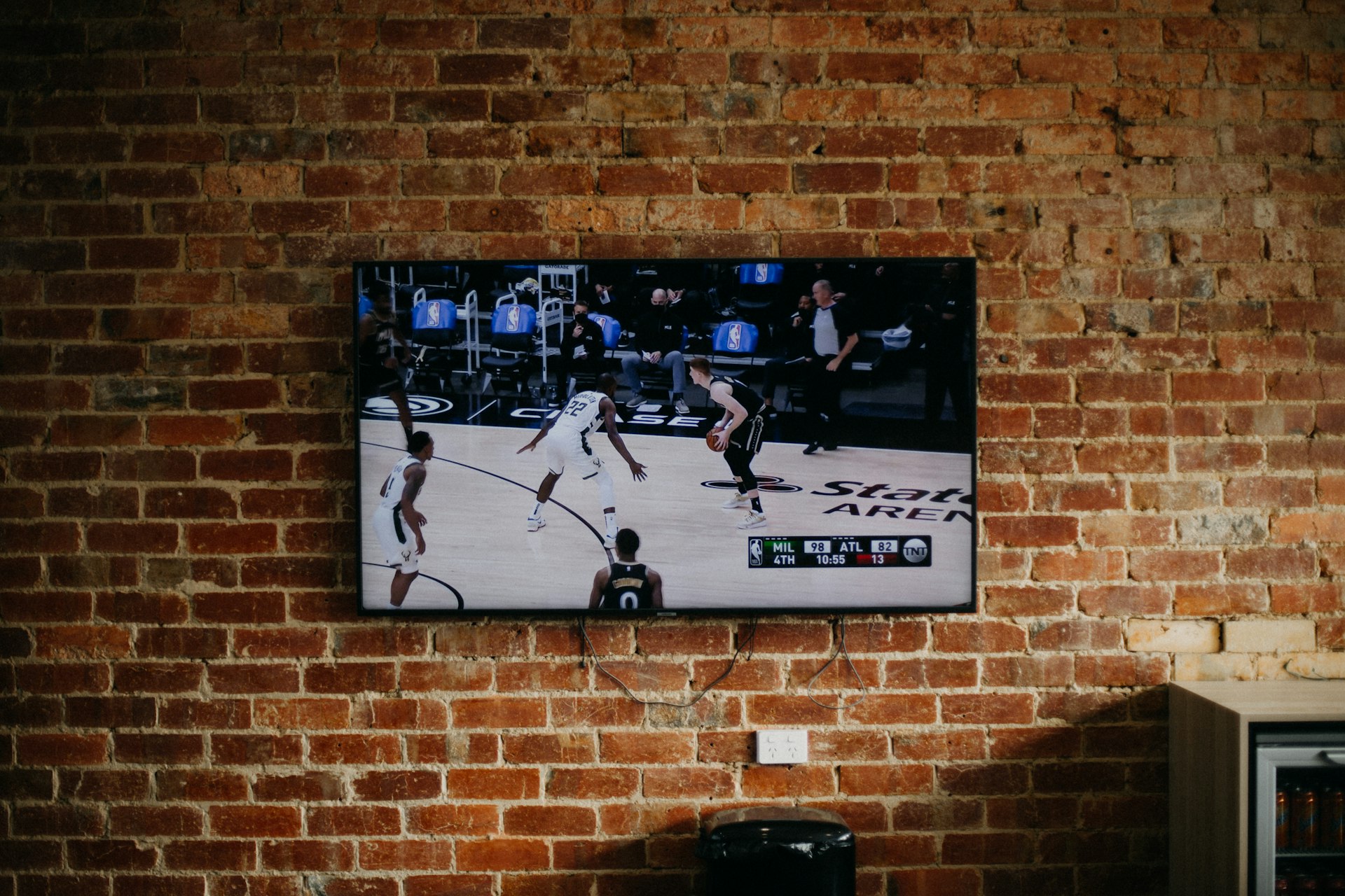 The Future of Sports Entertainment: Streaming Innovations Transforming the Fan Experience in 2025