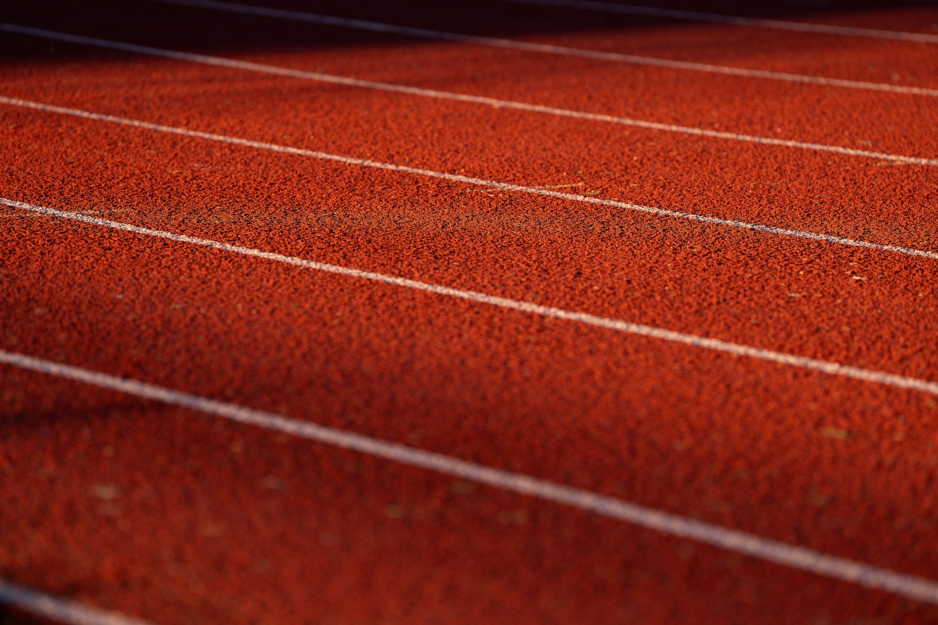 Unlocking Peak Performance: Essential Tracking Apps for Amateur Athletes