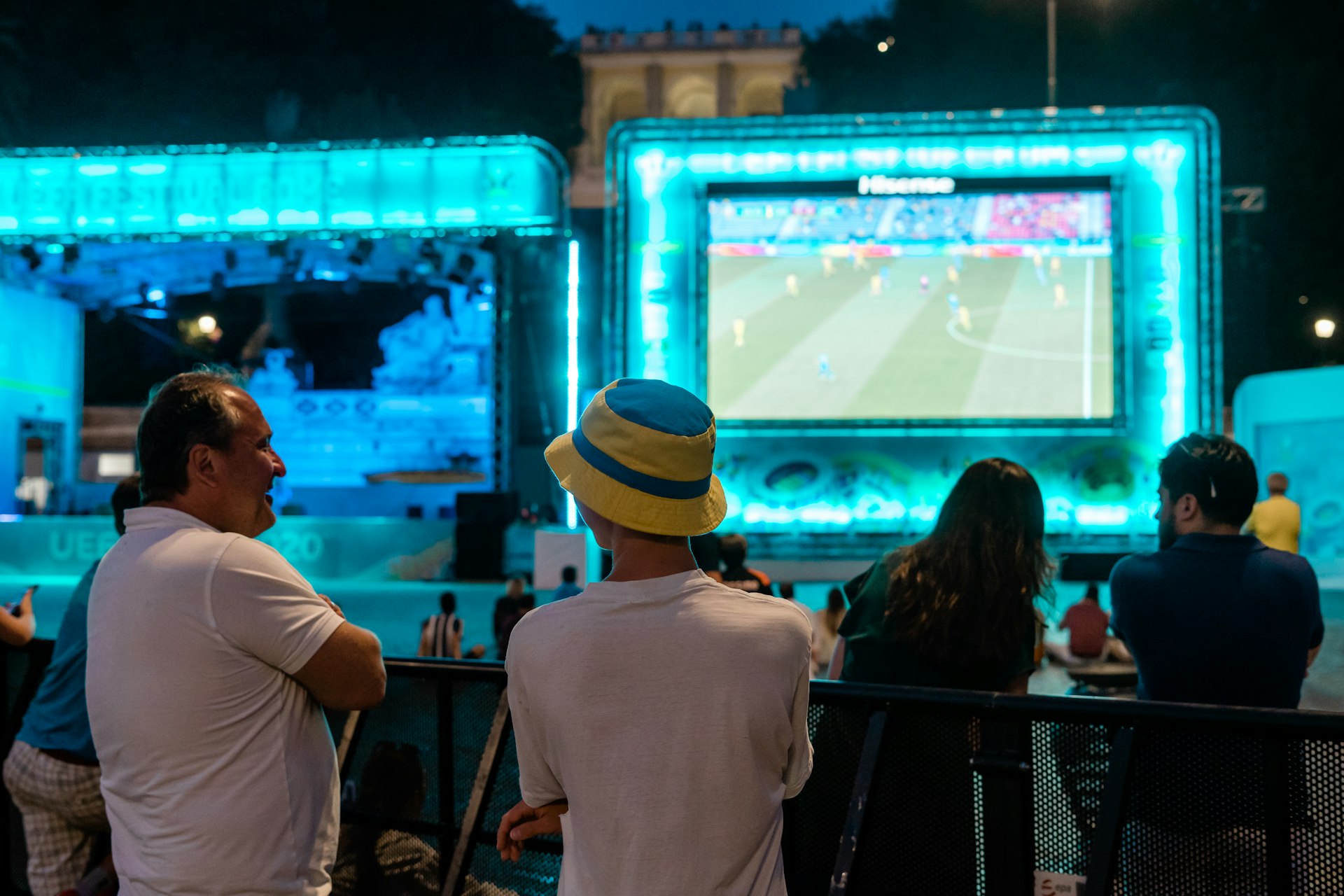 Esports and Traditional Sports: Navigating the Evolving Viewership Landscape