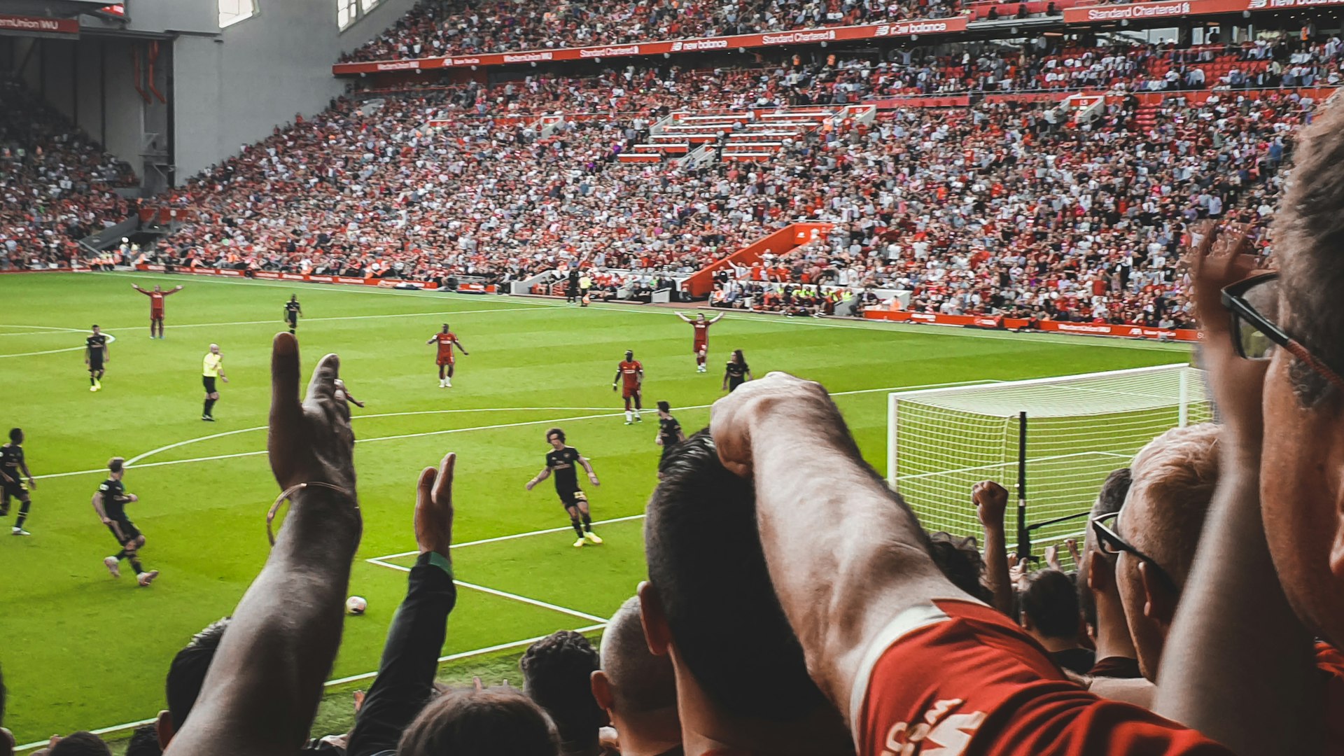 How Fan Engagement Platforms Are Transforming Modern Sports Experiences